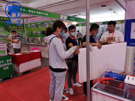 齊工保溫打卡2021鄭州筑博會(huì)！