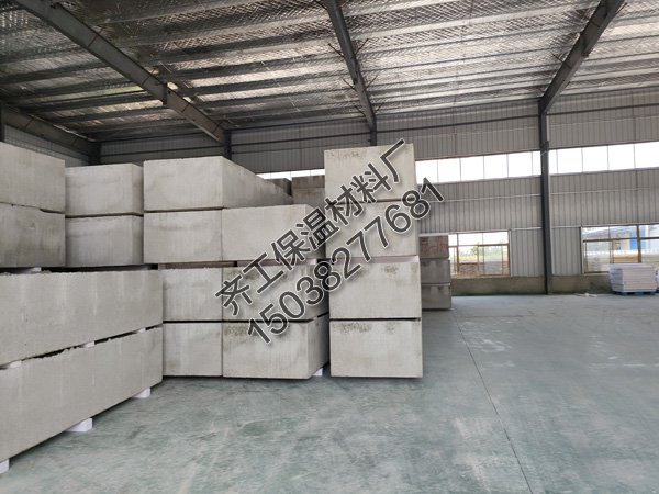 如何選擇勻質板廠家？